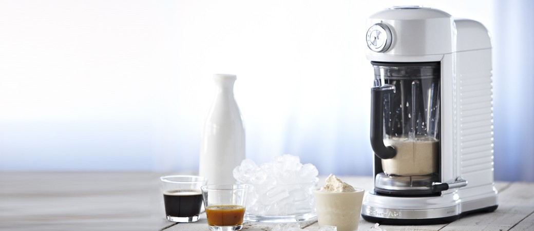 Artisan 5KSB5080 : KitchenAid magnétise le blender