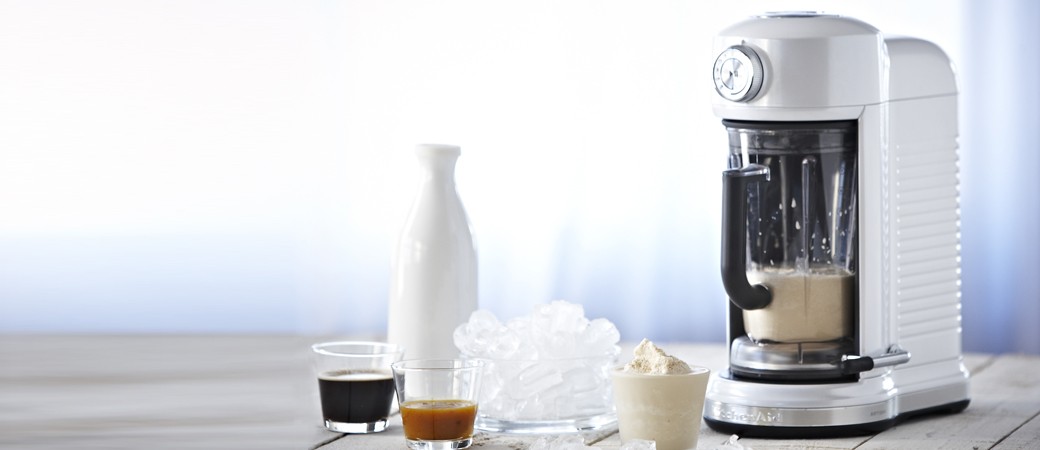 Artisan 5KSB5080 : KitchenAid magnétise le blender