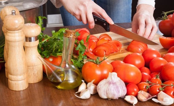 Faut-il mettre la tomate au réfrigérateur ?