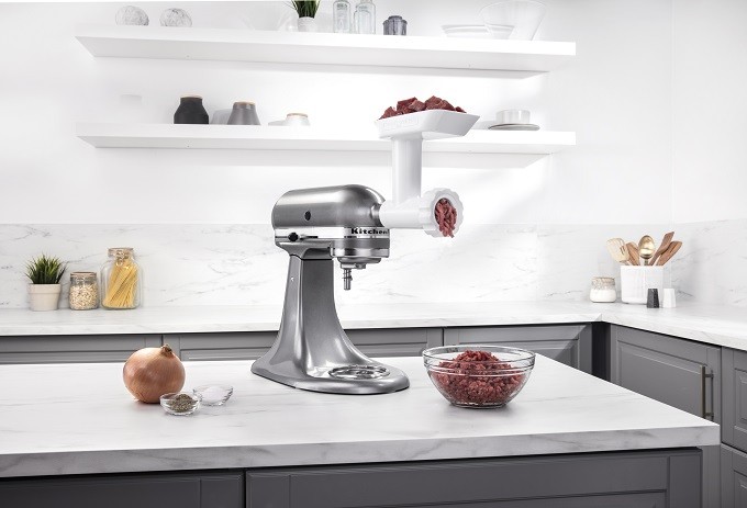 KitchenAid use de l’accessoire pour mettre à jour ses robots