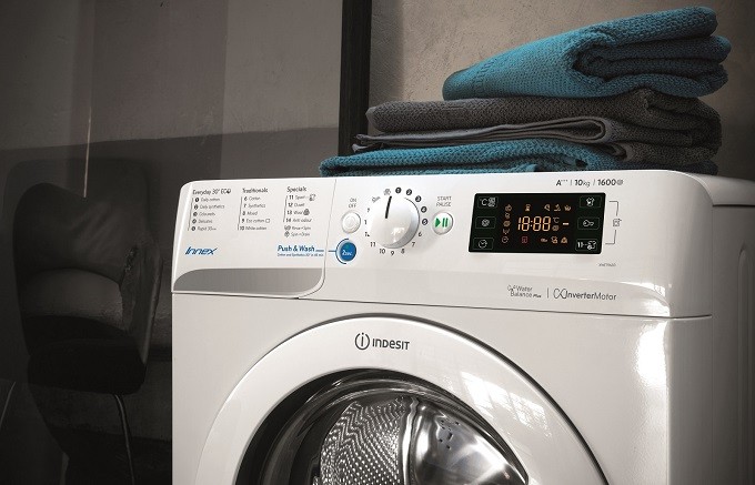 Indesit Innex  Push & Wash, le lave-linge qui a su trouver la bonne touche