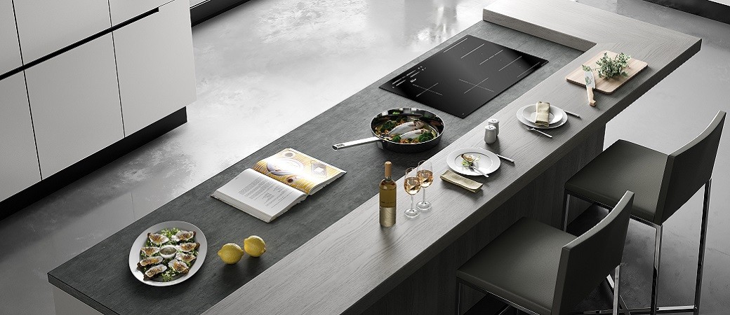 Smeg connecte ses tables de cuisson à ses hottes, et tout devient plus simple