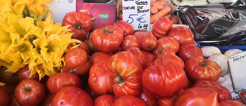 La tomate est de saison, et il ne faut pas s’en priver