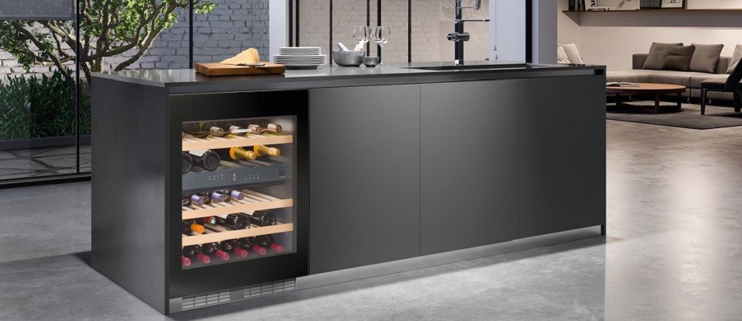 Cave A Vin Liebherr Uwtgb 1682 20 L Elegance Du Verre Et Du Bois