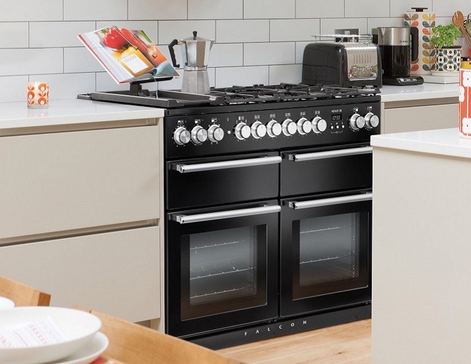 Piano de cuisson Falcon Nexus SE 110, contemporain et complet