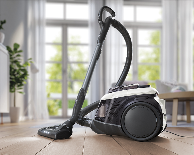 Electrolux Pure C9, l'aspirateur traineau qui filtre 7 fois plutôt qu'une