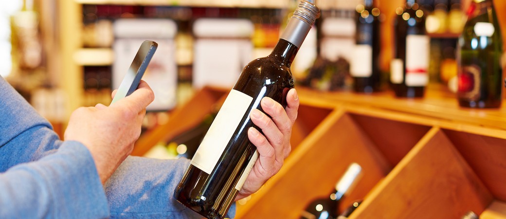 Choisir les bons vins avec son smartphone, quelles sont les meilleures applications ?