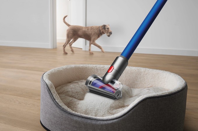 Test du Dyson V15 Detect, l’aspirateur balai qui fait briller la poussière