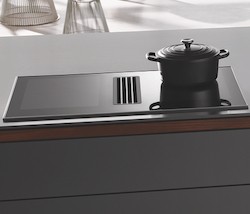 Miele KMDA 7476 FR, une grande table de cuisson ventilée ultra flexible