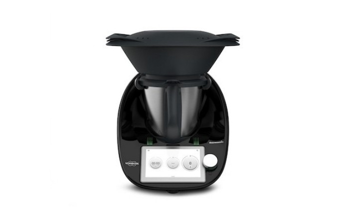 Vorwerk habille de Noir Absolu le Thermomix TM6