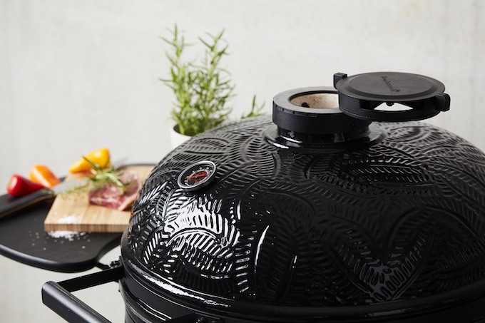 Avec le Kamado Kamal, Barbecook s’inspire du barbecue japonais