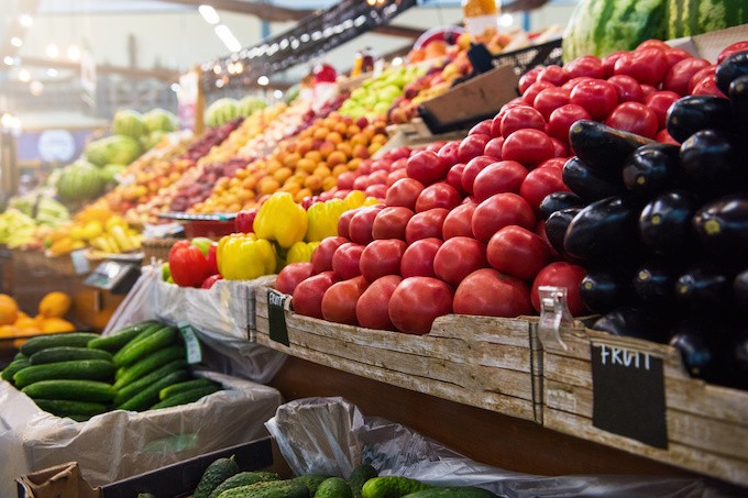 Face à l’inflation, 7 Français sur 10 se privent de fruits et légumes frais