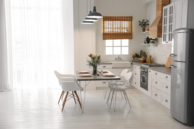 Comment aménager un espace repas en pose libre dans sa cuisine ?
