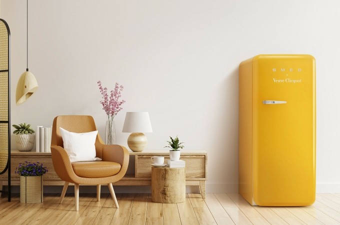 Smeg fait pétiller ses réfrigérateurs  pour les 250 ans de Veuve Clicquot