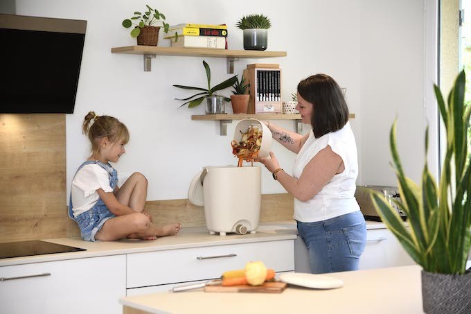 Hozelock dévoile ses composteurs de cuisine Bokashi et seaux à compost Kitchen