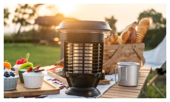 Pièges à moustiques EZIlight, pour profiter du plein air sans les piqûres