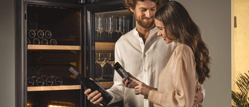 Cave à vin connectée : tendance futile ou fonctionnalité utile ?