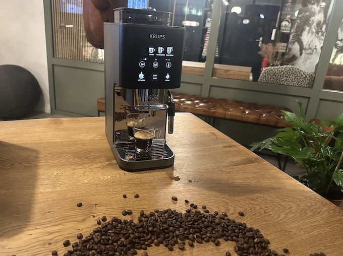 Avec sa machine Coffee Crush, Krups veut convaincre les hésitants du grain